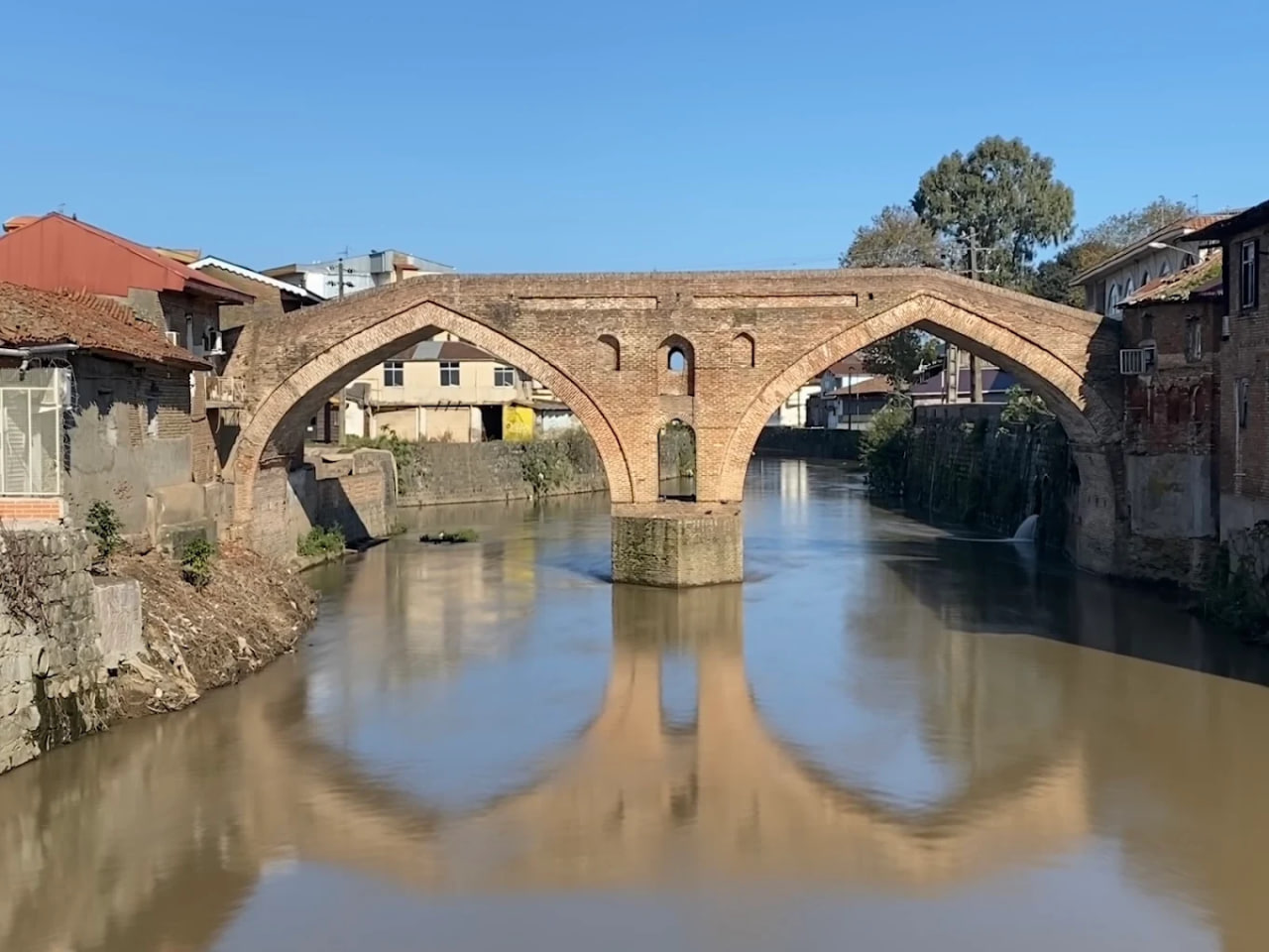 پل خشتی لنگرود